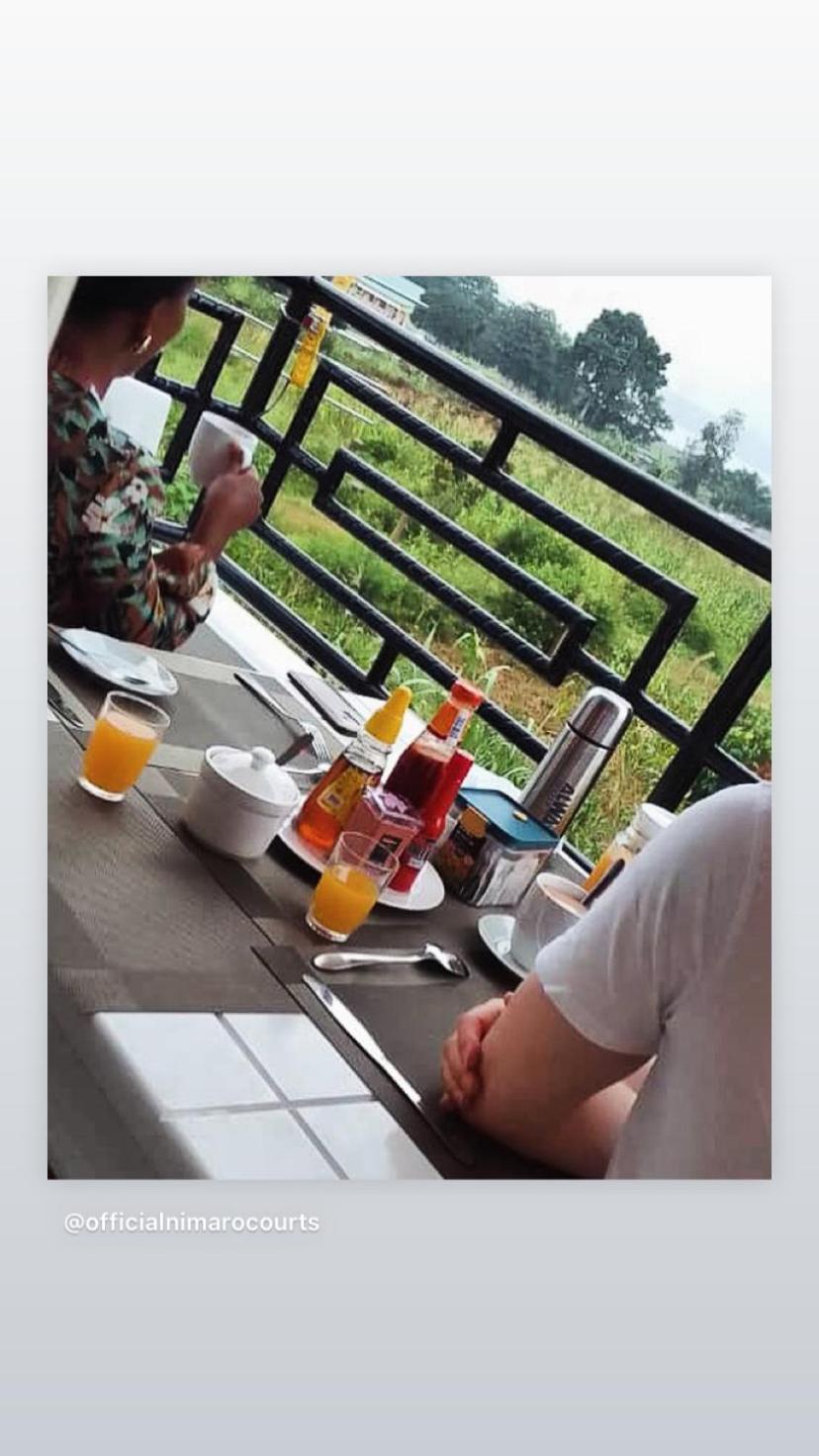 Nimaro Courts Otel Entebbe Dış mekan fotoğraf