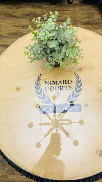 Nimaro Courts Otel Entebbe Dış mekan fotoğraf
